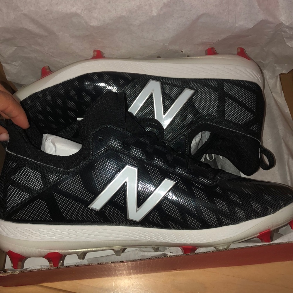 BRAND NEW New Balance Cleats